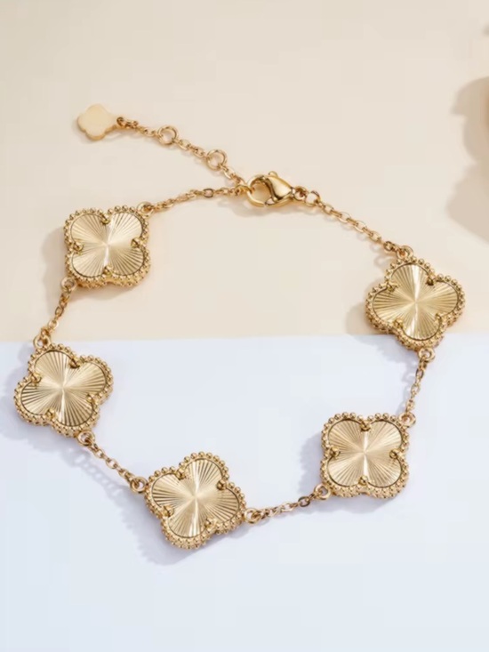 None Jewelry - 18K Gold Plated Four-Leaf Clover  Bracelet Stainless Steel